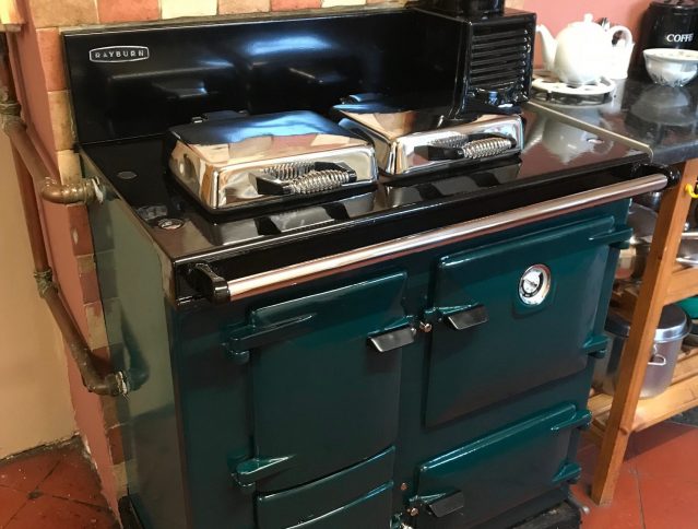 Rayburn Royal. Solid fuel. Right hand flue. Jade.